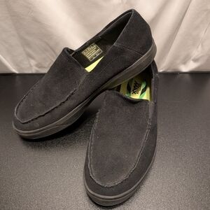 Skechers Men's Black Suede Loafers Work GOGO Max. Size 10